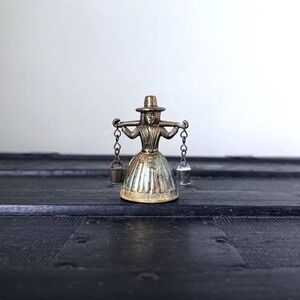 Vintage Brass Milkmaid Bell:‎ Rustic Farmhouse Decor